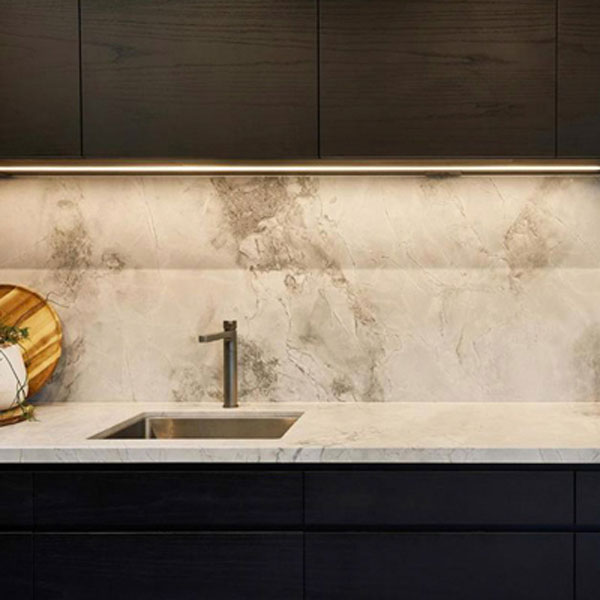 Bänkbelysning i kök